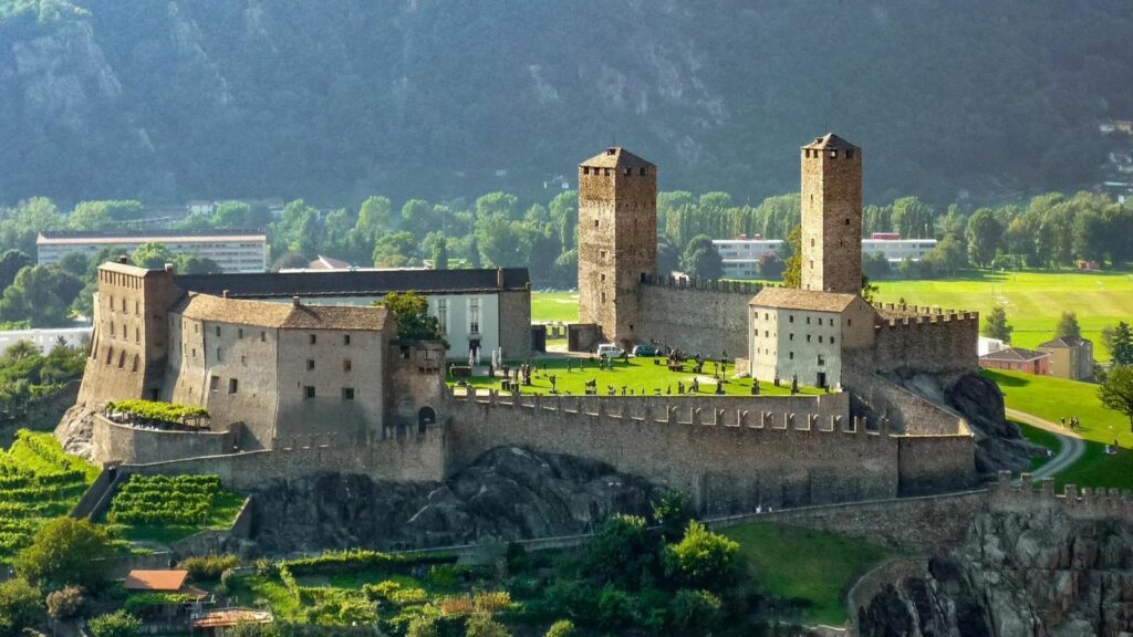 castles-of-bellinzona