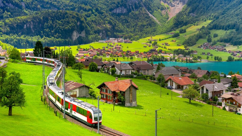 lucerne–interlaken-express